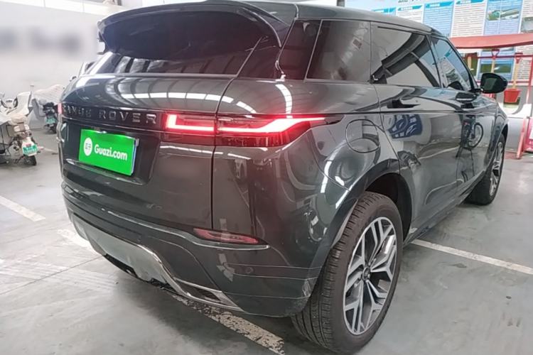 Used Land Rover Range Evoque 2024 Aurora L 249 PS Prestige Light-Chasing Edition Rear Right 45 Deg