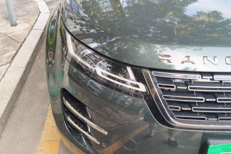 Used Land Rover Range Evoque 2024 Aurora L 249 PS Glowing Limited Edition Right Front Headlight
