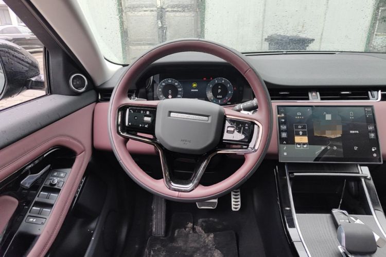 Used Land Rover Range Evoque 2024 Aurora L 249 PS Prestige Light-Chasing Edition Steering Wheel