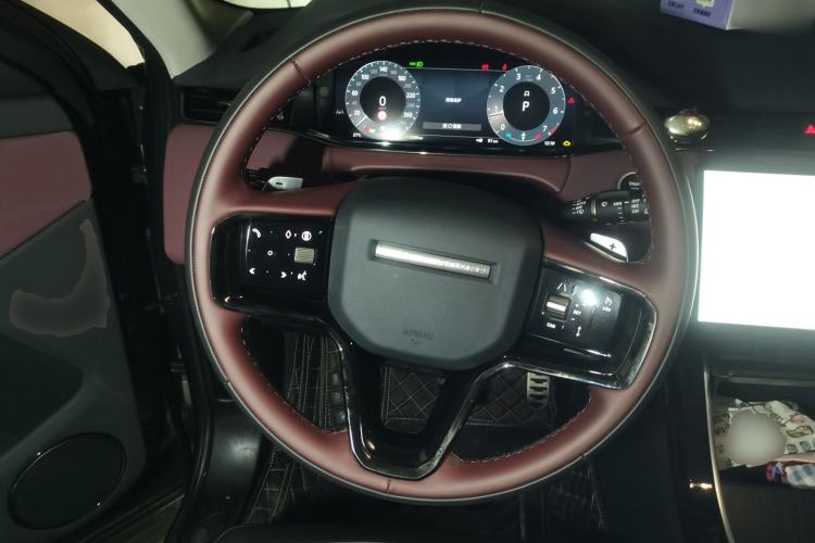 Used Land Rover Range Evoque 2024 Aurora L 249 PS Prestige Light-Chasing Edition Steering Wheel
