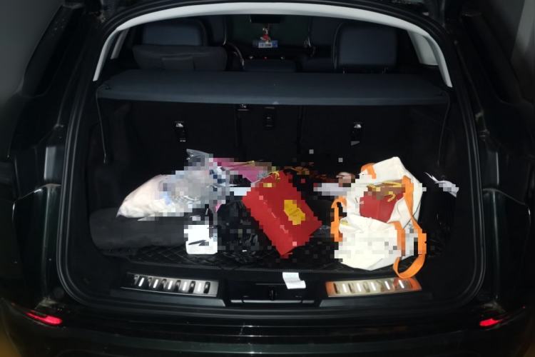 Used Land Rover Range Evoque 2024 Aurora L 249 PS Prestige Light-Chasing Edition Trunk
