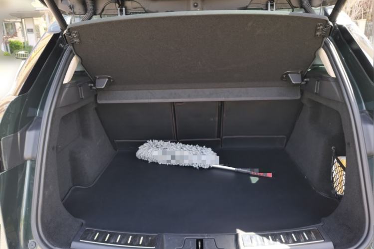 Used Land Rover Range Evoque 2024 Aurora L 249 PS Prestige Light-Chasing Edition Trunk