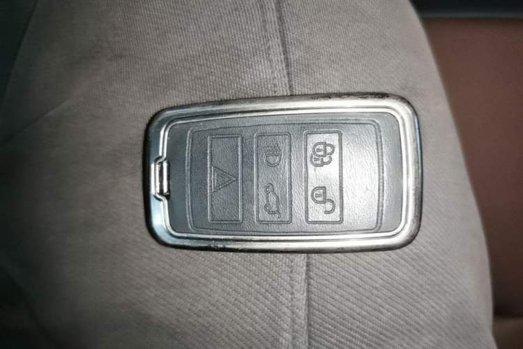 Used Land Rover Range Evoque 2024 Aurora L 249 PS Prestige Light-Chasing Edition Vehicle Key