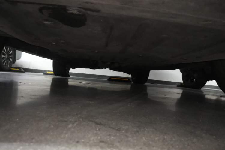 Used Land Rover Range Evoque 2024 Aurora L 249 PS Prestige Light-Chasing Edition Chassis Front