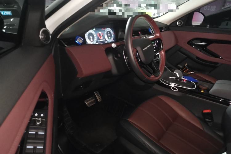 Used Land Rover Range Evoque 2024 Aurora L 249 PS Prestige Light-Chasing Edition Driver Seat