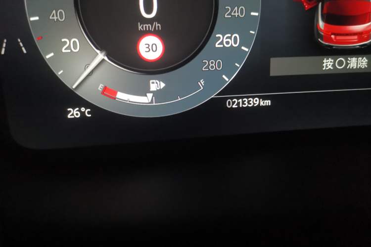 Used Land Rover Range Evoque 2024 Aurora L 249 PS Prestige Light-Chasing Edition Odometer Close Up