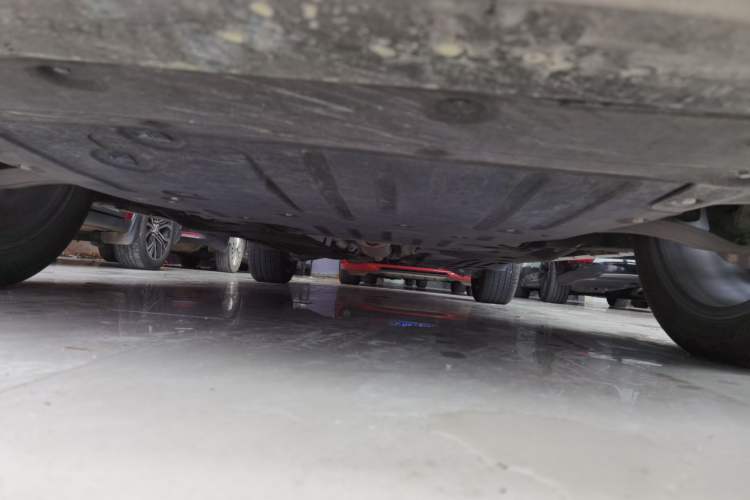 Used Land Rover Range Evoque 2024 Aurora L 249 PS Prestige Light-Chasing Edition Chassis Front