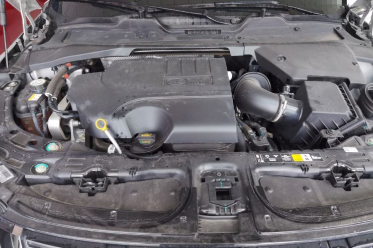 Used Land Rover Range Evoque 2024 Aurora L 249 PS Prestige Light-Chasing Edition Engine Bay