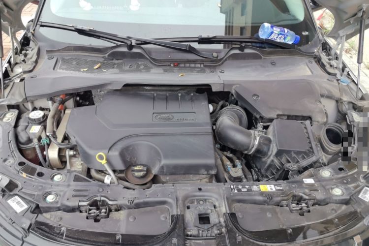 Used Land Rover Range Evoque 2024 Aurora L 249 PS Prestige Light-Chasing Edition Engine Bay
