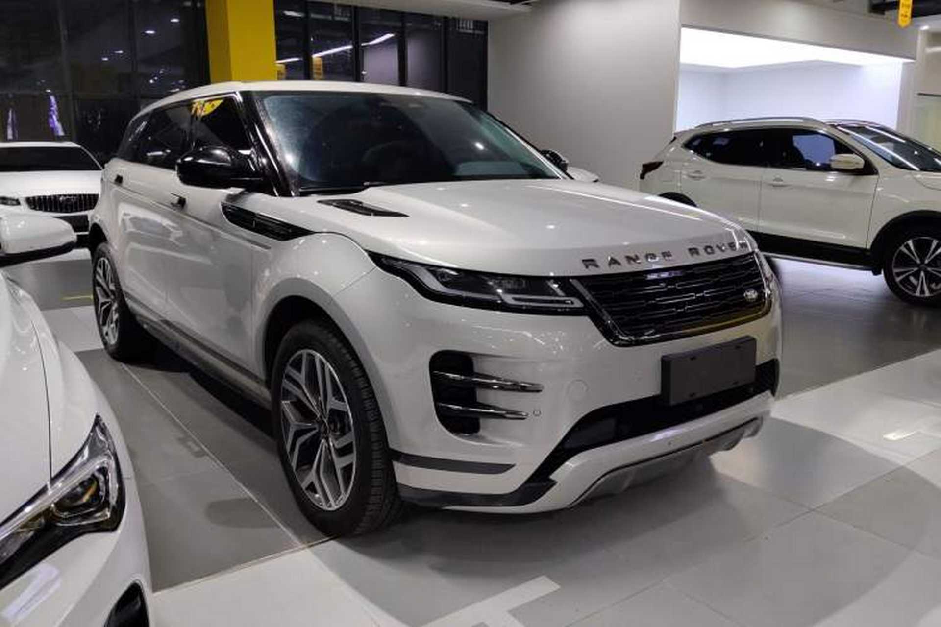 Used Land Rover Range Evoque 2024 Aurora L 249 PS Prestige Light-Chasing Edition Exterior 1