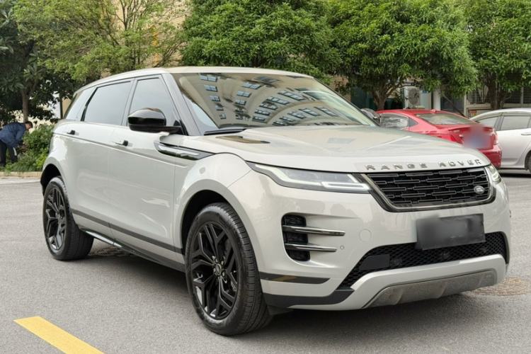 Used Land Rover Range Evoque 2024 Aurora L 249 PS Prestige Light-Chasing Edition Exterior 2