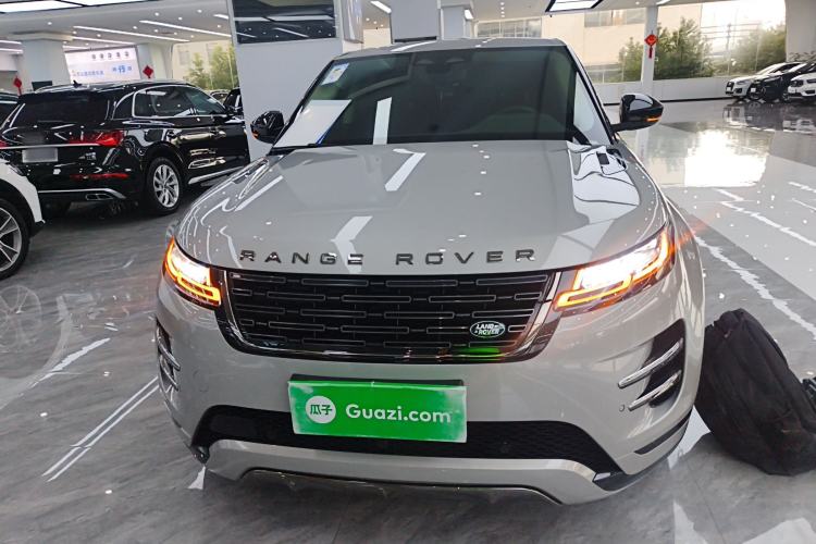Used Land Rover Range Evoque 2024 Aurora L 249 PS Prestige Light-Chasing Edition Front