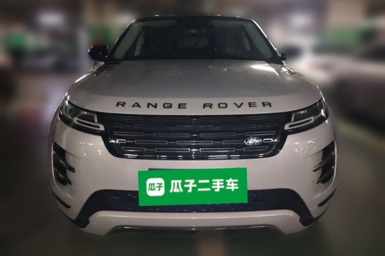 Used Land Rover Range Evoque 2024 Aurora L 249 PS Prestige Light-Chasing Edition Front