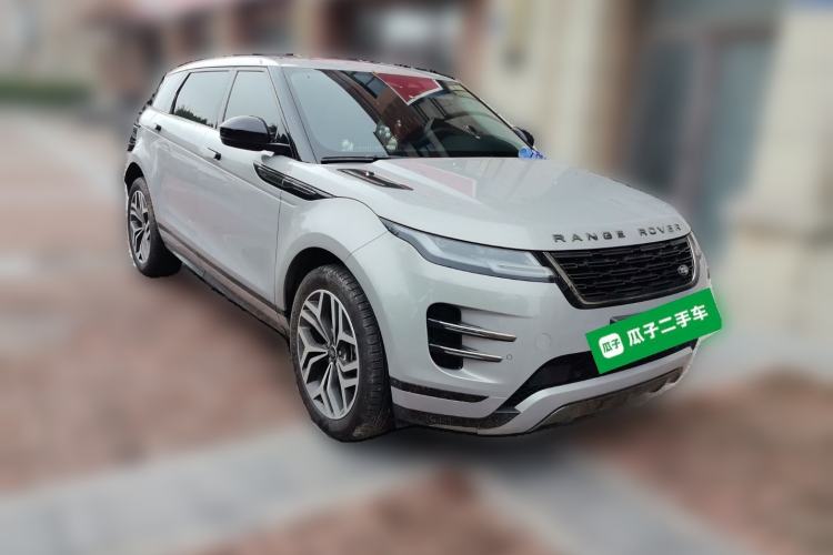 Used Land Rover Range Evoque 2024 Aurora L 249 PS Prestige Light-Chasing Edition Front Right 45 Deg