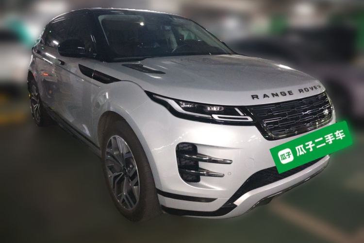 Used Land Rover Range Evoque 2024 Aurora L 249 PS Prestige Light-Chasing Edition Front Right 45 Deg
