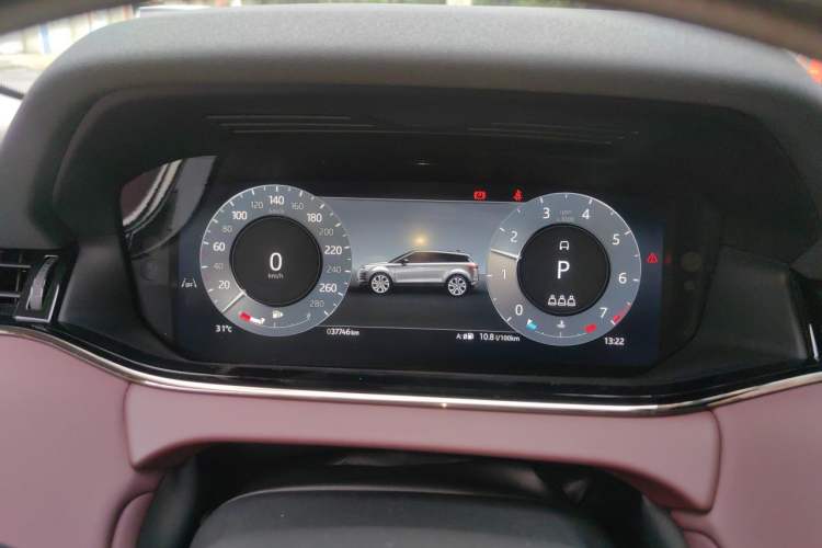 Used Land Rover Range Evoque 2024 Aurora L 249 PS Prestige Light-Chasing Edition Instrument Cluster