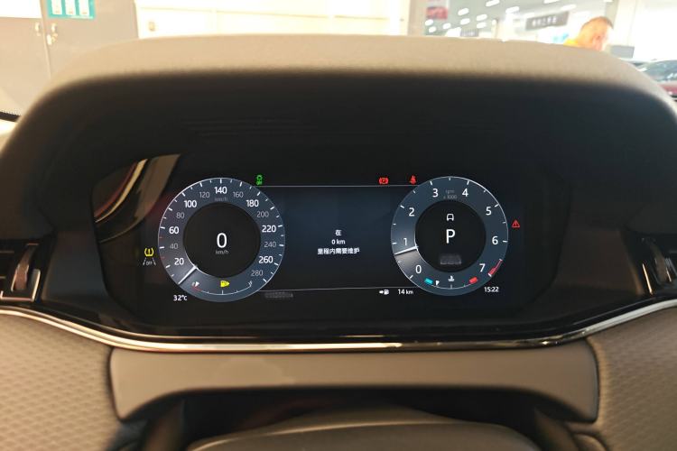Used Land Rover Range Evoque 2024 Aurora L 200PS Flowing Radiance Edition Instrument Cluster