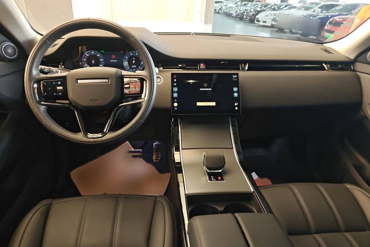 Used Land Rover Range Evoque 2024 Aurora L 200PS Flowing Radiance Edition Interior 2
