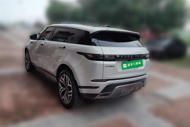 Used Land Rover Range Evoque 2024 Aurora L 249 PS Prestige Light-Chasing Edition Rear Left 45 Deg
