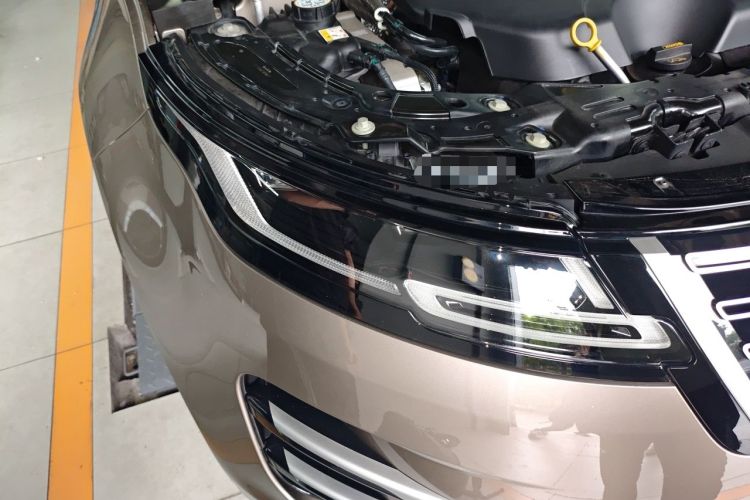 Used Land Rover Range Evoque 2024 Aurora L 249 PS Glowing Limited Edition Right Front Headlight