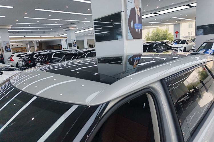Used Land Rover Range Evoque 2024 Aurora L 249 PS Prestige Light-Chasing Edition Roof