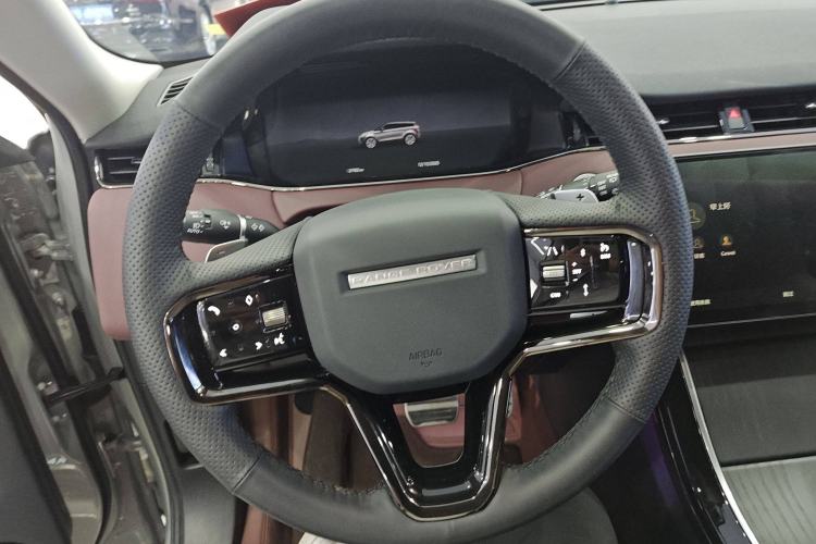 Used Land Rover Range Evoque 2024 Aurora L 249 PS Prestige Light-Chasing Edition Steering Wheel