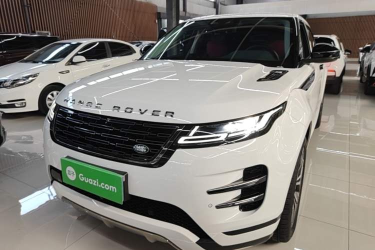 Land Rover Range Evoque 2024 Aurora L 249 PS Prestige Light-Chasing Edition