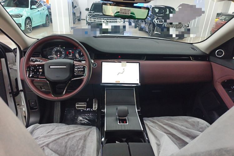 Used Land Rover Range Evoque 2024 Aurora L 249 PS Prestige Light-Chasing Edition Center Console