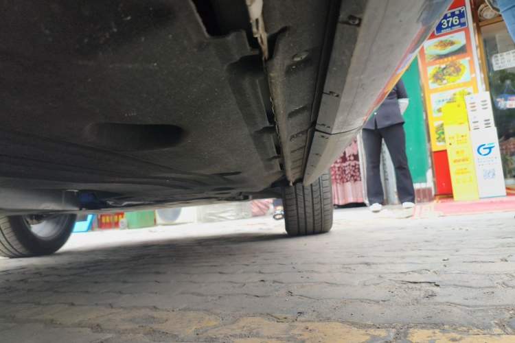Used Land Rover Range Evoque 2024 Aurora L 249 PS Prestige Light-Chasing Edition Chassis Rear Right