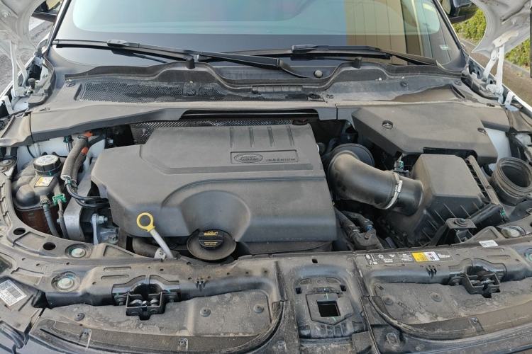 Used Land Rover Range Evoque 2024 Aurora L 249 PS Prestige Light-Chasing Edition Engine Bay