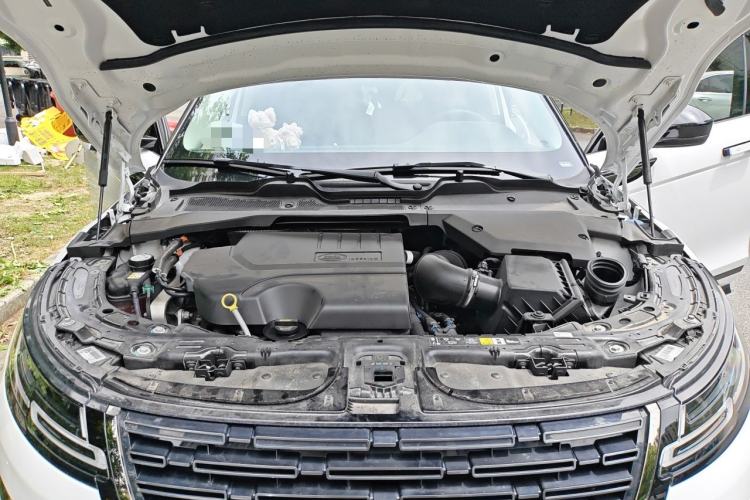 Used Land Rover Range Evoque 2024 Aurora L 249 PS Prestige Light-Chasing Edition Engine Bay