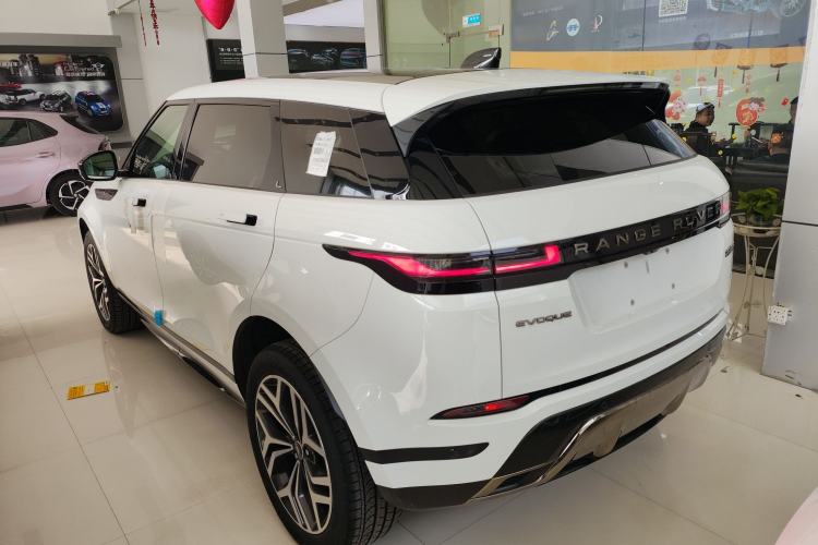 Used Land Rover Range Evoque 2024 Aurora L 249 PS Prestige Light-Chasing Edition Exterior 2
