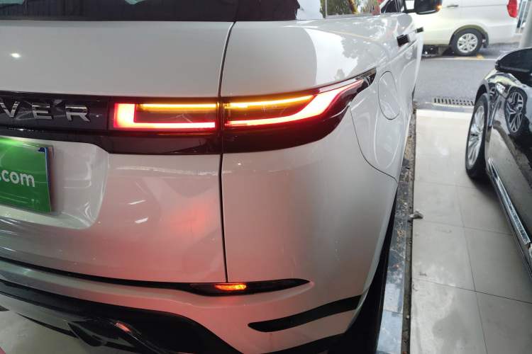 Used Land Rover Range Evoque 2024 Aurora L 249 PS Prestige Light-Chasing Edition Exterior 3