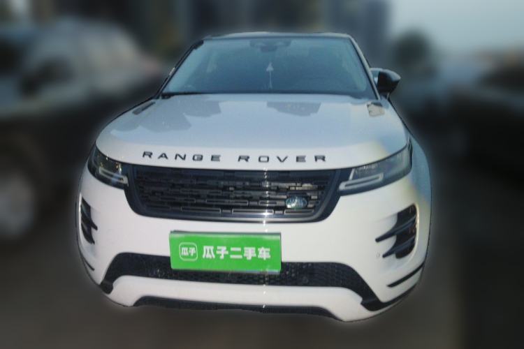 Used Land Rover Range Evoque 2024 Aurora L 249 PS Prestige Light-Chasing Edition Front
