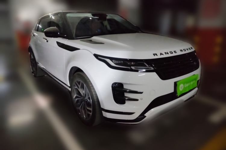 Used Land Rover Range Evoque 2024 Aurora L 249 PS Prestige Light-Chasing Edition Front Right 45 Deg