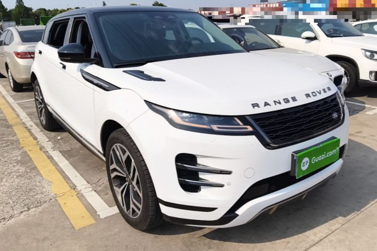 Used Land Rover Range Evoque 2024 Aurora L 249 PS Prestige Light-Chasing Edition Front Right 45 Deg