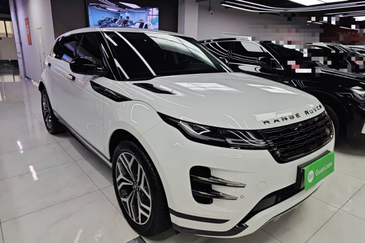 Used Land Rover Range Evoque 2024 Aurora L 249 PS Prestige Light-Chasing Edition Front Right 45 Deg
