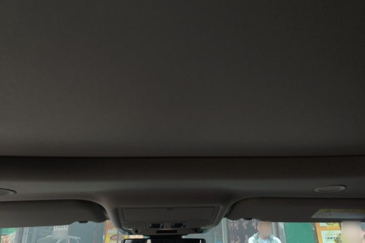 Used Land Rover Range Evoque 2024 Aurora L 249 PS Prestige Light-Chasing Edition Headliner