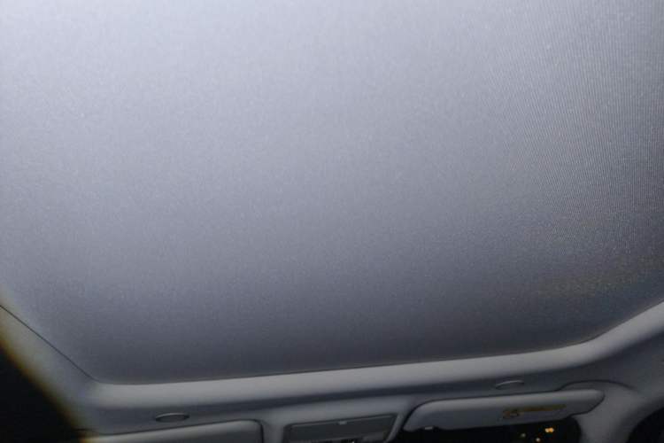 Used Land Rover Range Evoque 2024 Aurora L 249 PS Prestige Light-Chasing Edition Headliner