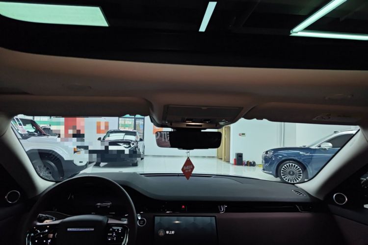 Used Land Rover Range Evoque 2024 Aurora L 249 PS Prestige Light-Chasing Edition Headliner