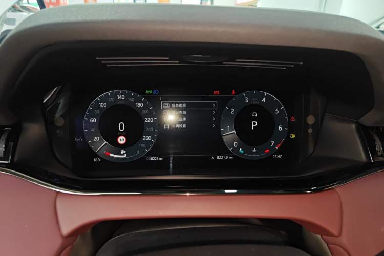 Used Land Rover Range Evoque 2024 Aurora L 249 PS Prestige Light-Chasing Edition Instrument Cluster