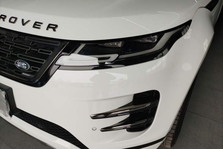 Used Land Rover Range Evoque 2024 Aurora L 249 PS Prestige Light-Chasing Edition Left Front Headlight