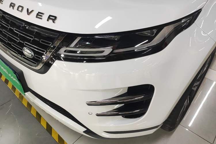 Used Land Rover Range Evoque 2024 Aurora L 249 PS Prestige Light-Chasing Edition Left Front Headlight