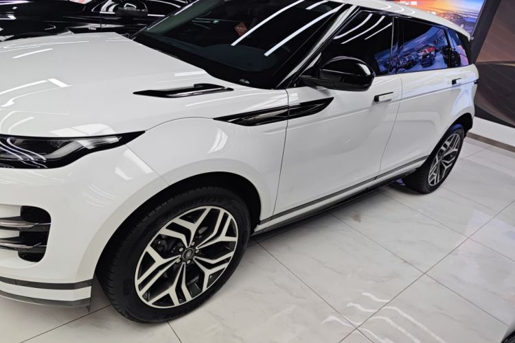 Used Land Rover Range Evoque 2024 Aurora L 249 PS Prestige Light-Chasing Edition Left Side