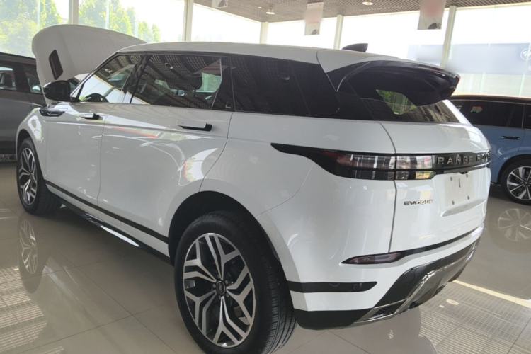 Used Land Rover Range Evoque 2024 Aurora L 249 PS Prestige Light-Chasing Edition Rear Left 45 Deg