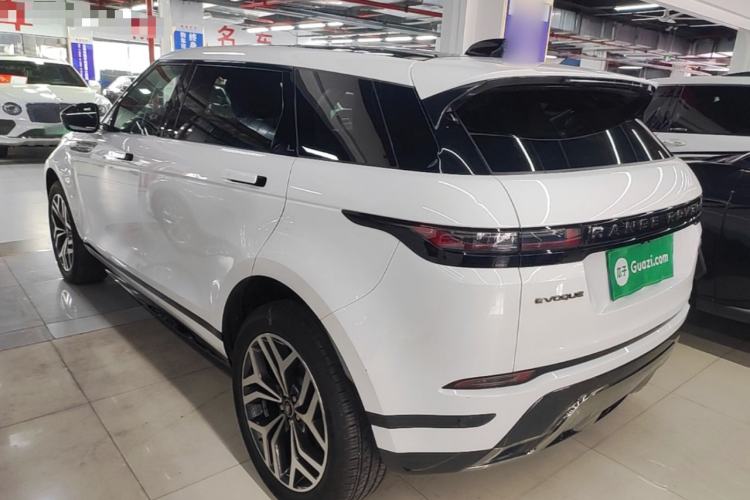 Used Land Rover Range Evoque 2024 Aurora L 249 PS Prestige Light-Chasing Edition Rear Left 45 Deg