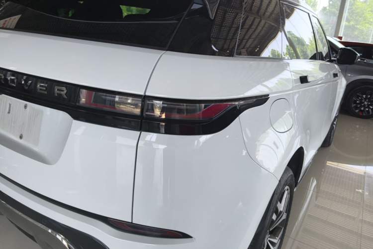 Used Land Rover Range Evoque 2024 Aurora L 249 PS Prestige Light-Chasing Edition Right Rear Taillight