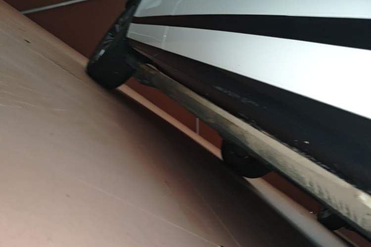 Used Land Rover Range Evoque 2024 Aurora L 249 PS Prestige Light-Chasing Edition Right Side Sill