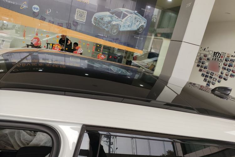 Used Land Rover Range Evoque 2024 Aurora L 249 PS Prestige Light-Chasing Edition Roof