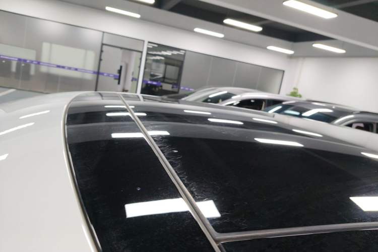 Used Land Rover Range Evoque 2024 Aurora L 249 PS Prestige Light-Chasing Edition Roof